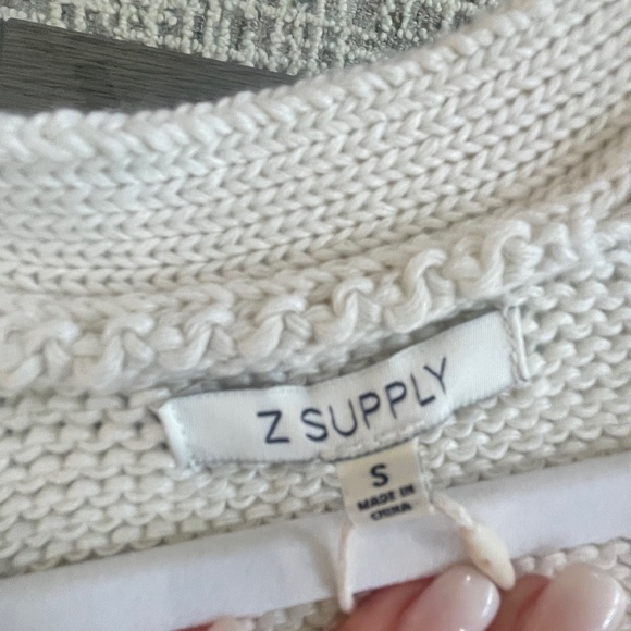 Z Supply Women's V-Neck Cable Knit Sweater Vest - Cream - Picture 6 of 6